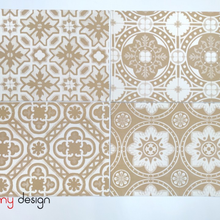 Set of 4 yellow/white placemats printed with Anciennes-Sol pattern